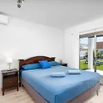 Max Villa